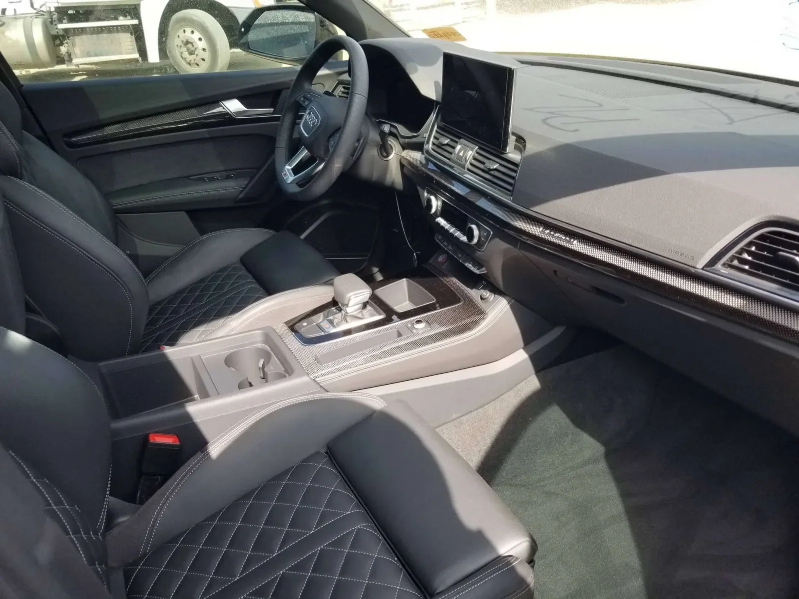 Audi SQ5 Premium Plus 2025 – realizacja importu z USA, zdjęcie 2