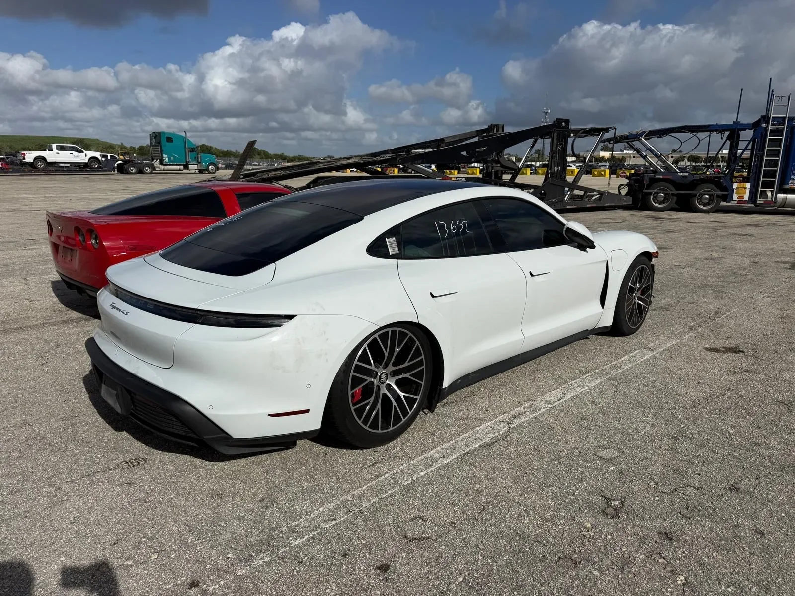 Porsche Taycan 4S 2020 – realizacja importu z USA, zdjęcie 4