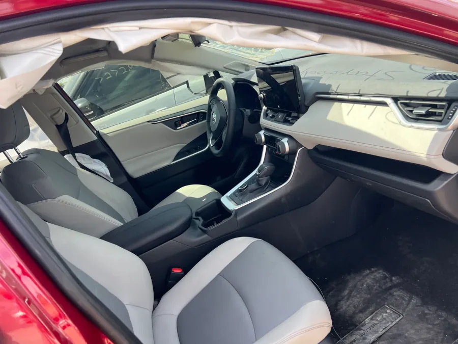 Toyota RAV4 2025 – realizacja importu z USA, zdjęcie 1