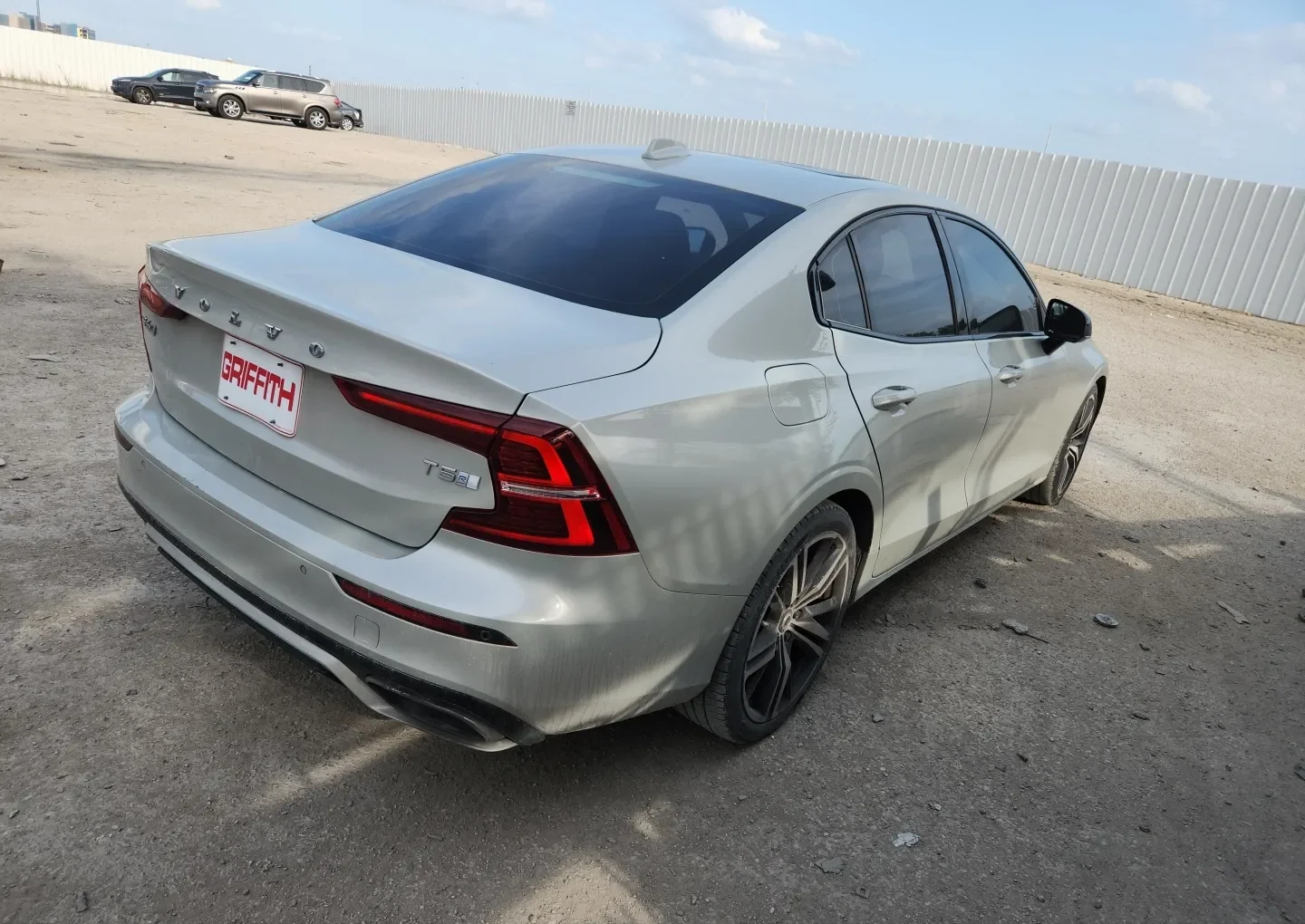 Volvo S60 T5 R-Design 2019 – realizacja importu z USA, zdjęcie 4