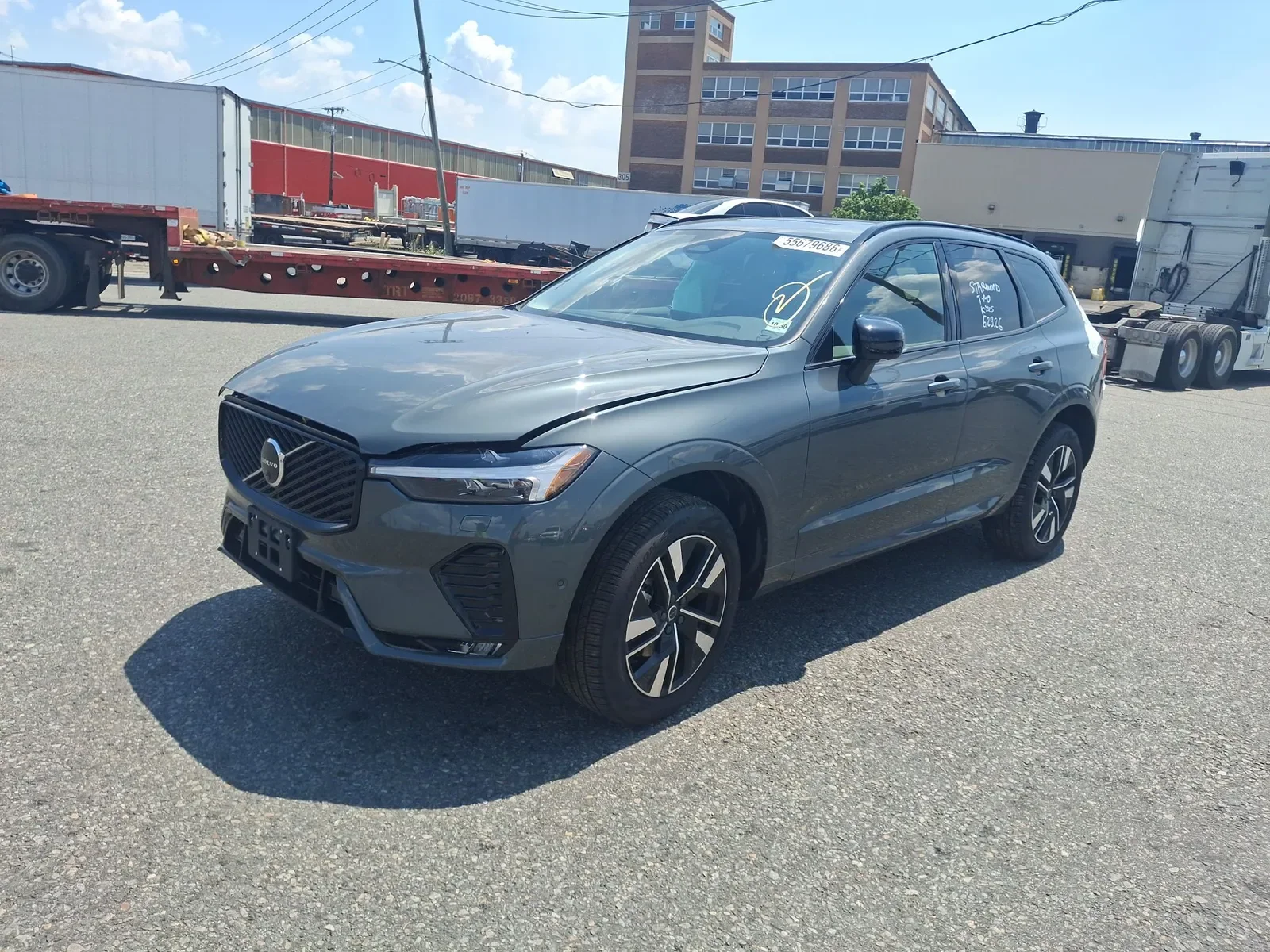 Volvo XC60 Plus 2026 – realizacja importu z USA, zdjęcie 3