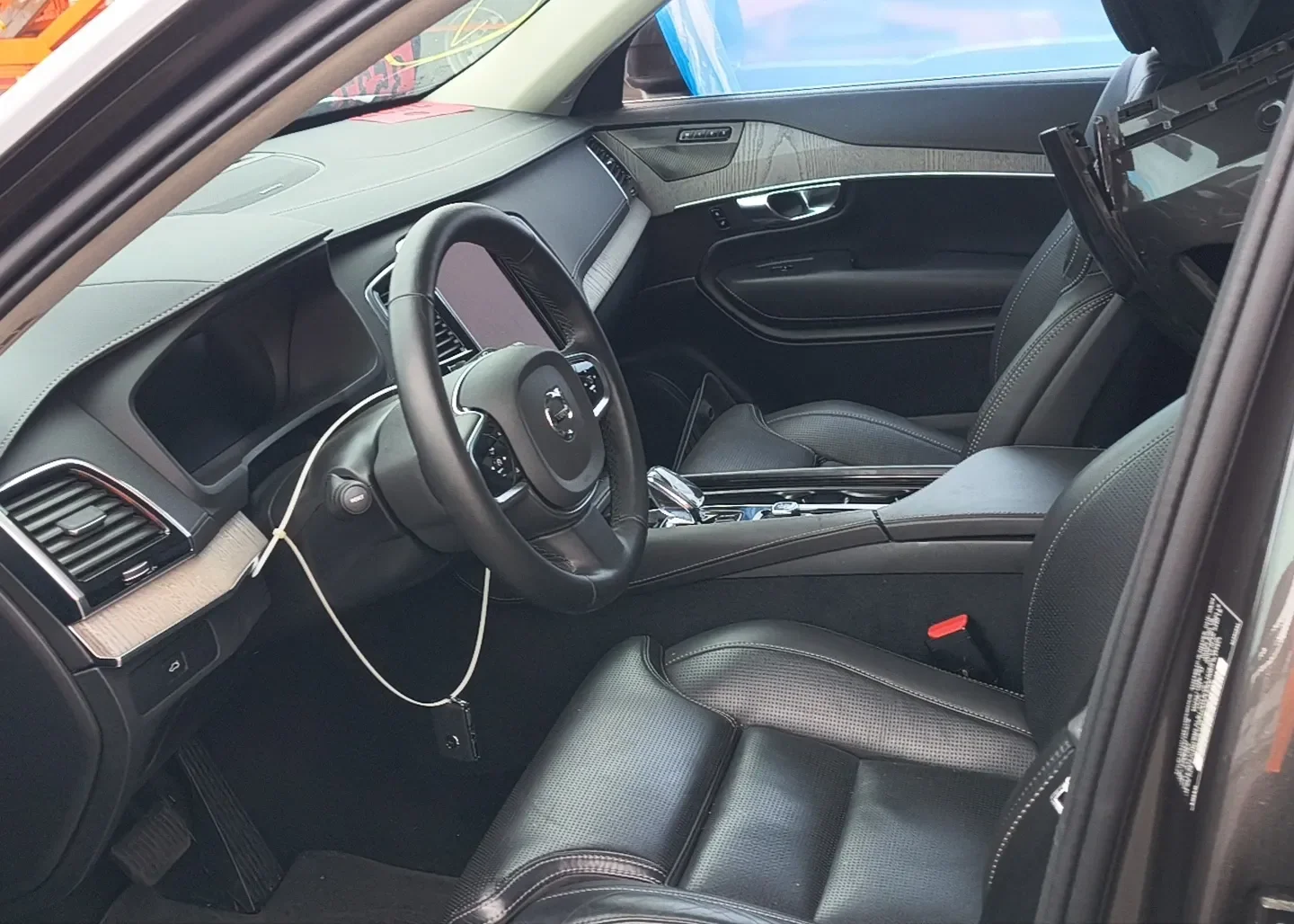 Volvo XC90 Ultra 2025 – realizacja importu z USA, zdjęcie 2